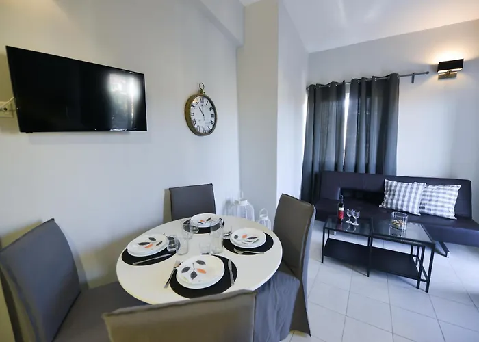 Regalo Apartments