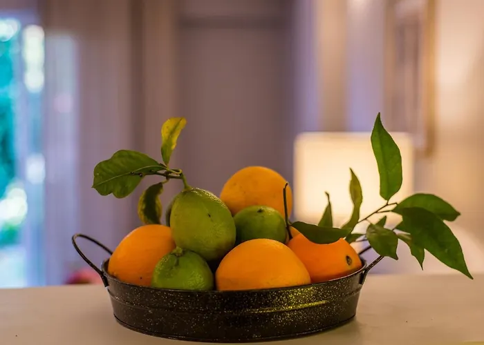 Regalo Apartments